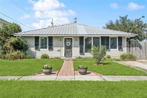 100 W CLAIBORNE Square, Chalmette, LA 70043