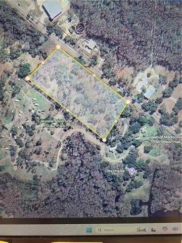 120 HWY 22 Highway, Madisonville, LA 70447