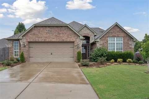 1612 E Phoenix Street, Broken Arrow, OK 74011