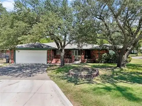 405 4th NW, Ardmore, OK 73401