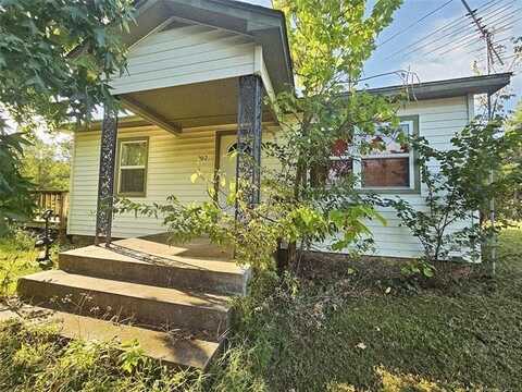 202 E Radcliff Street, Locust Grove, OK 74352