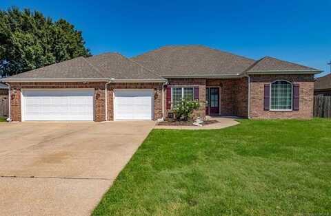 417 Parkhill Loop, Bartlesville, OK 74006