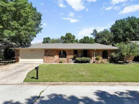 1515 Olive Street, Ardmore, OK 73401