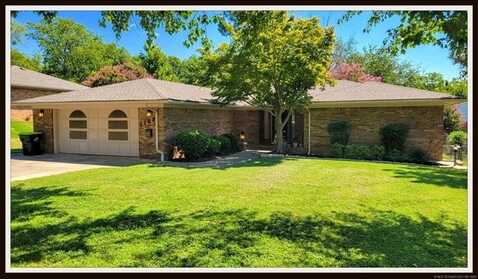 1108 S Broadway, Ada, OK 74820