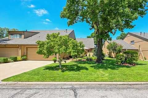 5922 S Atlanta Place, Tulsa, OK 74105