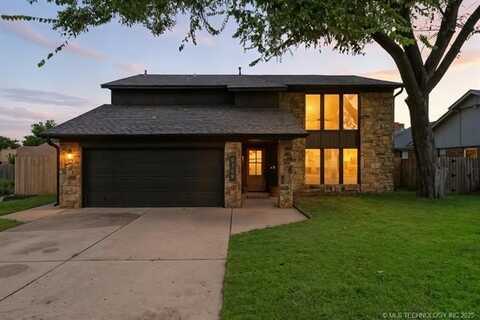 8309 S 4th Street, Broken Arrow, OK 74011