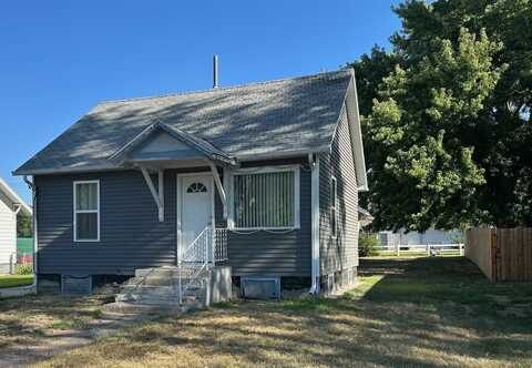 1166 3rd St, Chappell, NE 69129