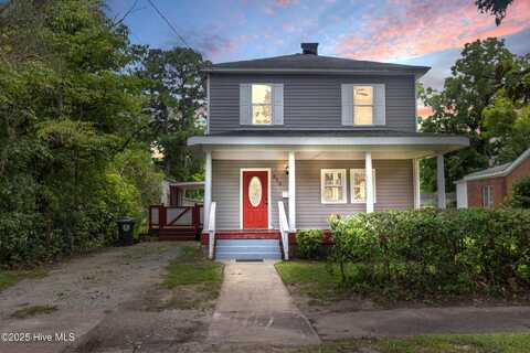 525 Blades Avenue, New Bern, NC 28560