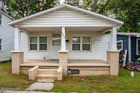 607 1st Avenue, New Bern, NC 28560