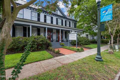 215 Pollock Street, New Bern, NC 28560