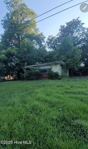 554 Dr Martin Luther King Jr Boulevard, Kinston, NC 28501