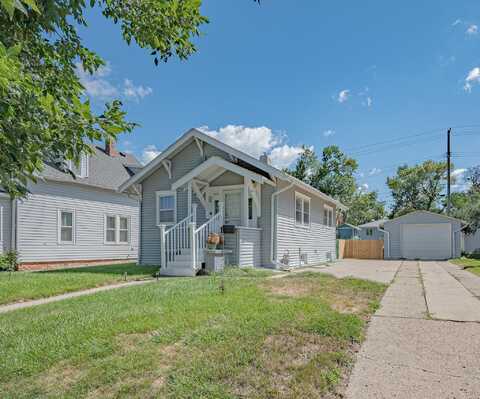2512 S CORNELIA ST, Sioux City, IA 51106