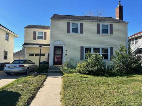 919 W Cherry St, Cherokee, IA 51012
