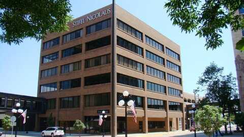 700 4TH ST, Sioux City, IA 51101