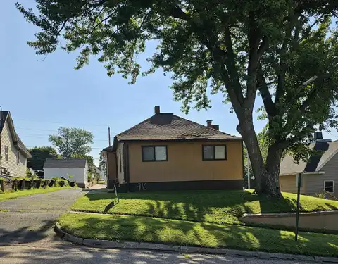 916 S Helen Street, Sioux City, IA 51106