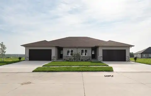 5227 Lynx Ct, Sioux City, IA 51106