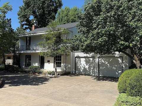 518 S Flood Avenue, Norman, OK 73069