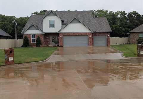 208 Magnolia Ridge, Midwest City, OK 73130