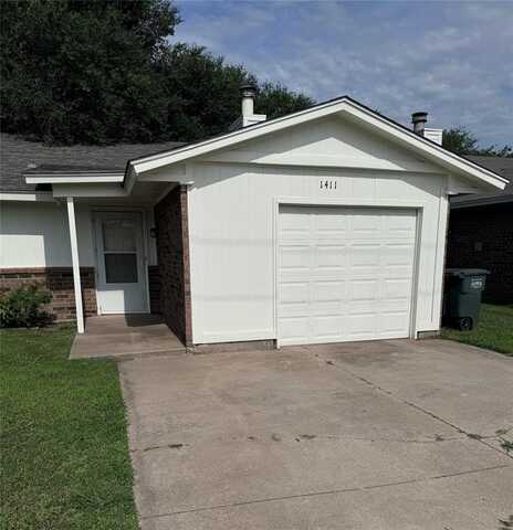 1411 N Fretz Avenue, Edmond, OK 73003