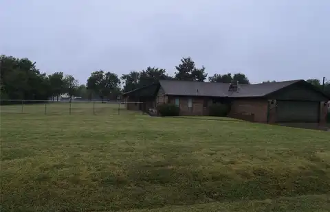 1101 Carolyn Drive, Midwest City, OK 73110