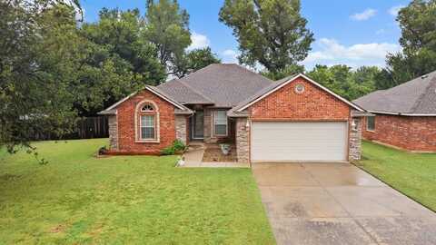 832 Shady Creek Lane, Yukon, OK 73099