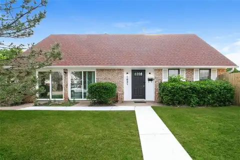 1821 Michael Drive, Edmond, OK 73013