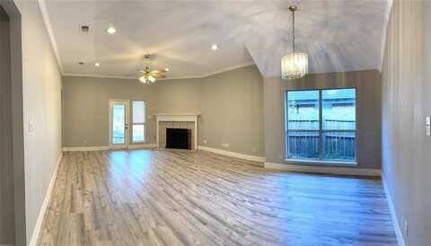 8749 San Joaquin Trail, Fort Worth, TX 76118