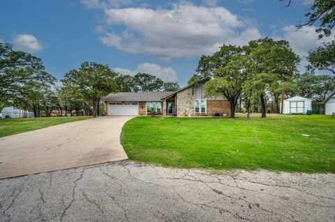 211 Willow Creek Court, Mansfield, TX 76063