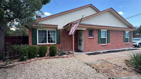 6723 Cherrytree Drive, Arlington, TX 76001