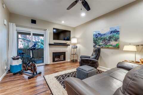 8601 Park Lane, Dallas, TX 75231