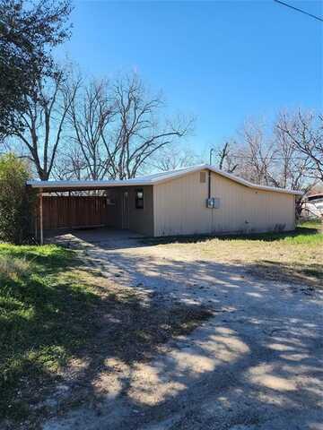 202 W Martin, Comanche, TX 76401