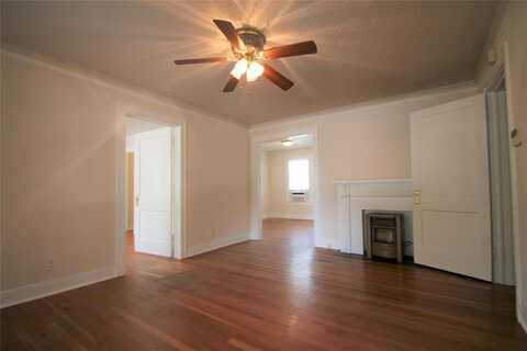 4800 Bryce Avenue, Fort Worth, TX 76107
