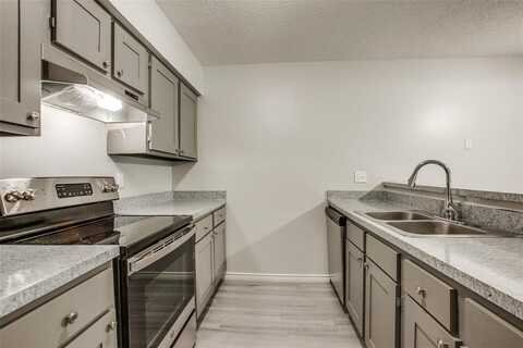 1939 Cranford Drive, Garland, TX 75041