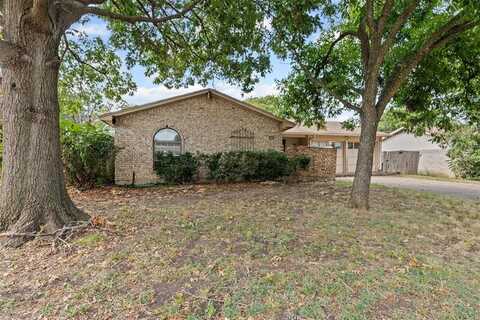 902 Warrington Court, Arlington, TX 76014