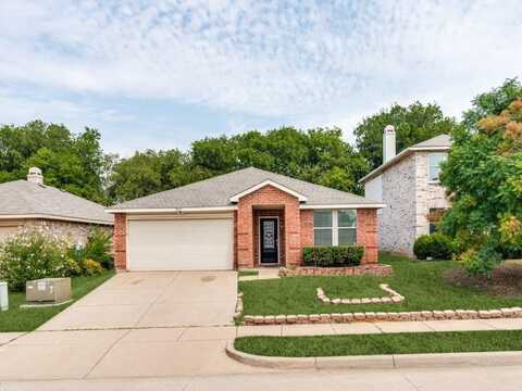 2049 Shawnee Trail, Fort Worth, TX 76247
