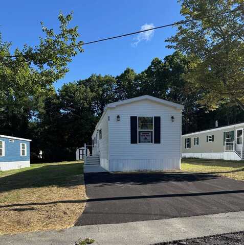 98 Terry Lane, Halfmoon, NY 12065