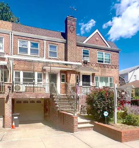 195-33 39th Ave, Flushing, NY 11358