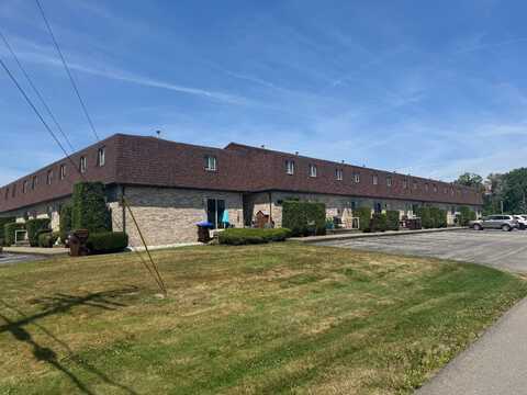 11005 Oak St, Conneaut Lake, PA 16316