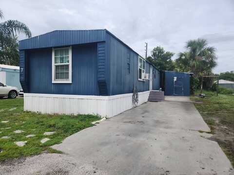 1080 Jack Calhoun Dr, Kissimmee, FL 34741