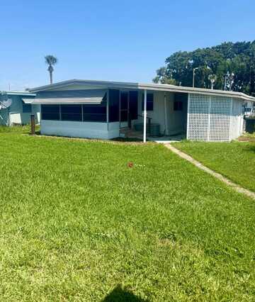 34 Dale Dr, Tavares, FL 32778