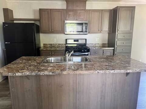 907 Lime Avenue, Union City, IN 47390