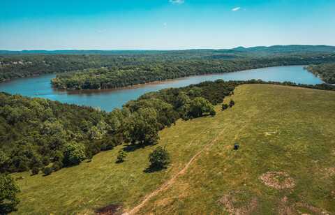 000 Farm Road 2265, Golden, MO 65658