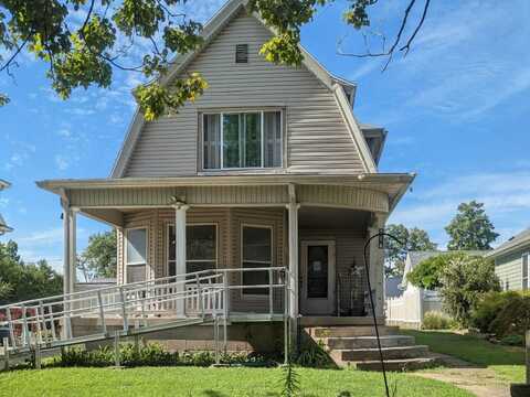 318 E. 1st Street, Mount Carmel, IL 62863