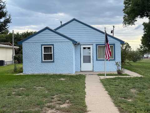 619 S. Adams, St. Francis, KS 67756