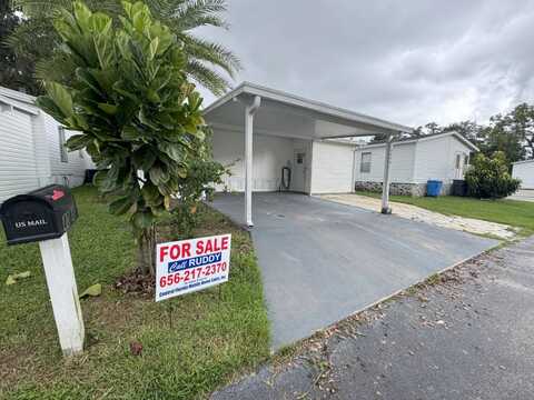 4048 Canary Palm Circle, Plant City, FL 33566