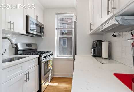 205 East 238th Street, Bronx, NY 10470