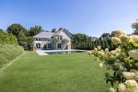 222 White Street, Southampton, NY 11968