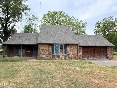 8526 SE 70th Terrace, Baxter Springs, KS 66713