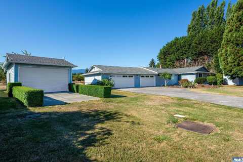 371 Williamson Rd, Sequim, WA 98382