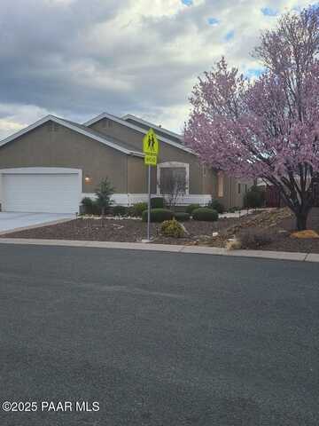 6721 E Voltaire Drive, Prescott Valley, AZ 86314